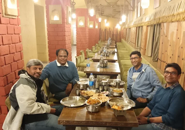 Best Restaurant on Kasauli Road and the Best Family Restaurant on Kasauli-Chandigarh road.